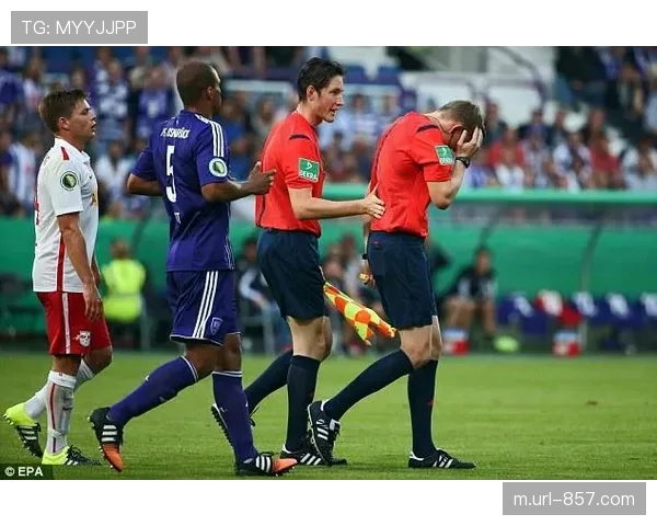 德利亚抗议裁判判罚导致比赛中断五大原因分析 德利亚抗议裁判判罚导致比赛中断五大原因分析