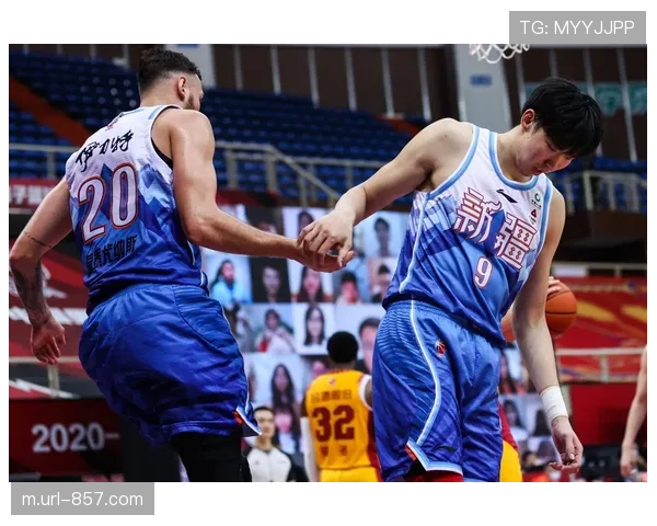 北京首钢男篮官方宣布签下美籍后卫小维克特-贝利，将身披2号战袍