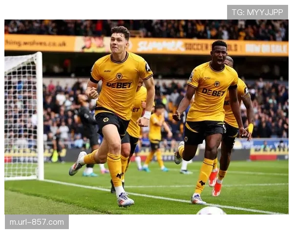 切尔西官方更新:恩昆滕腘绳肌受伤,预计缺席六周 切尔西官方更新:恩昆滕腘绳肌受伤,预计缺席六周